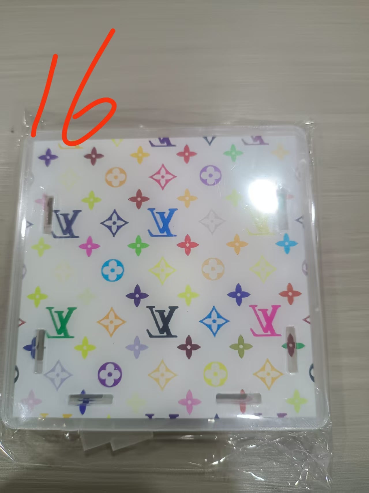 Pen holder
