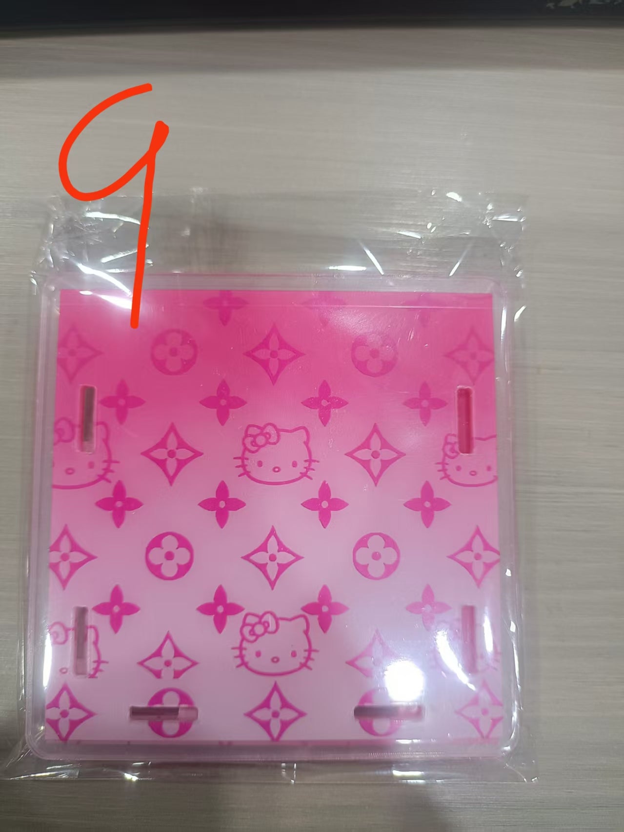Pen holder