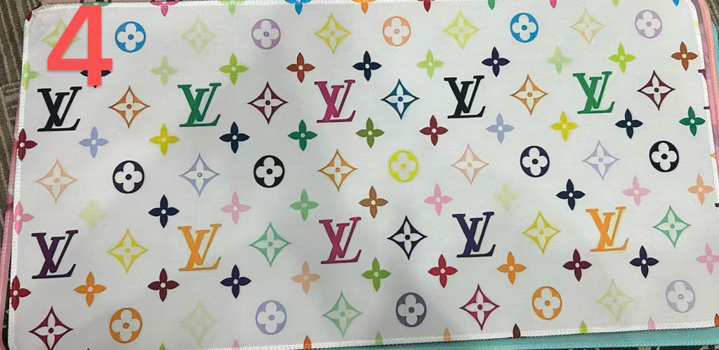 MaMa-desk mat