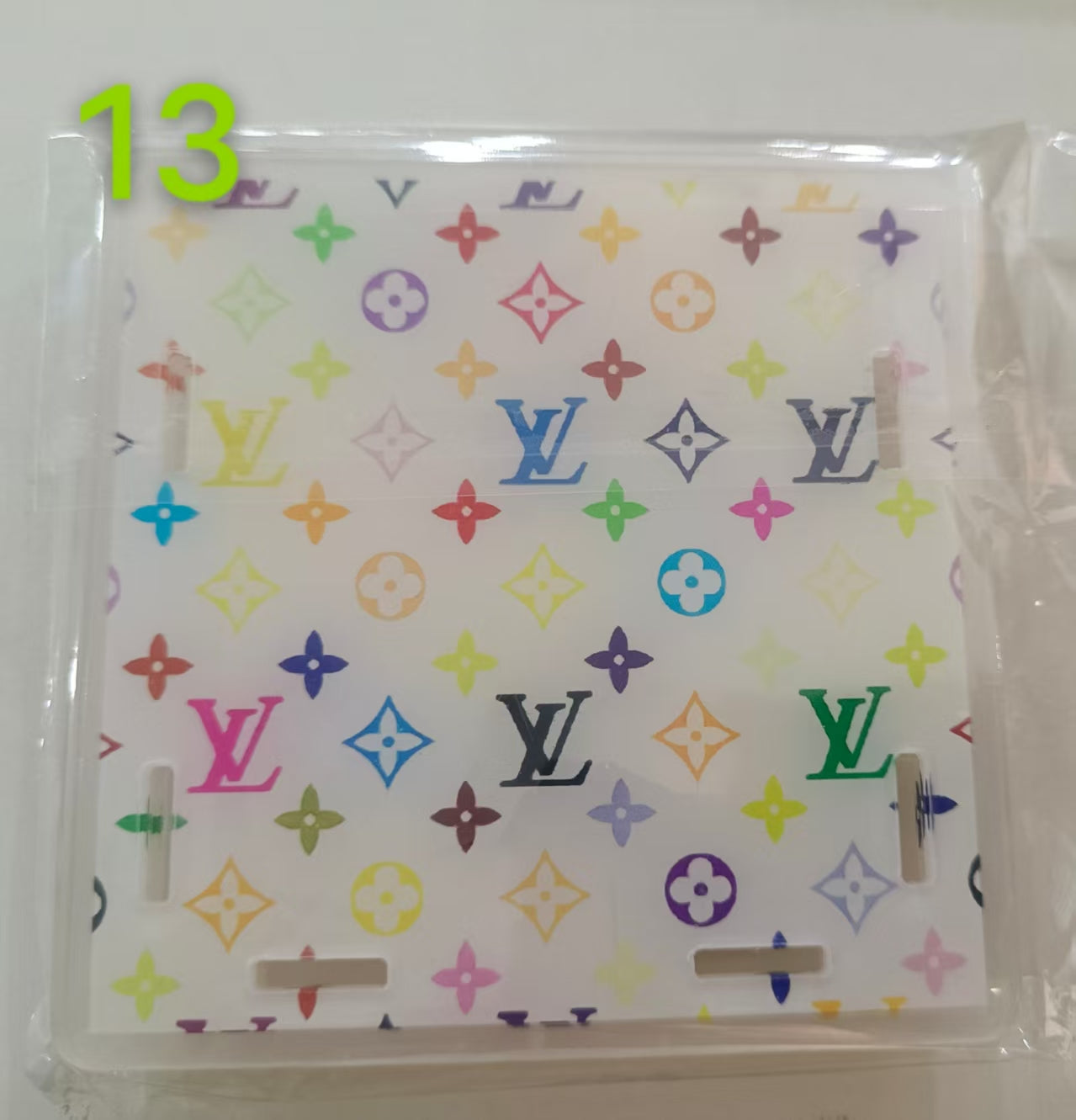 Pen holder