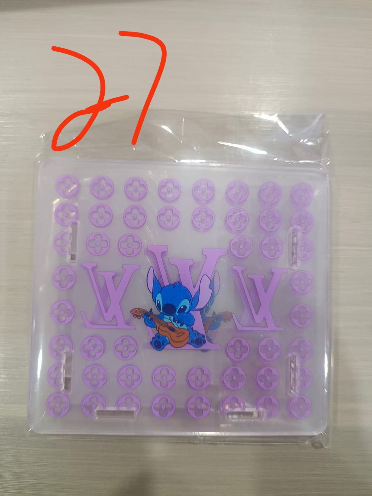 Pen holder